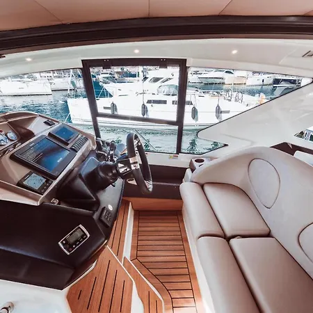 Boat Brown Sugar Botel *